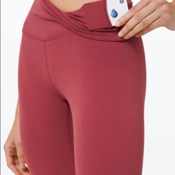 Lululemon Align Super High-Rise Short 10” - Picture 4 of 5